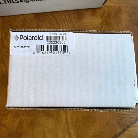 Polaroid DVC-00725F HD Camcorder - Black - Picture 14 of 14